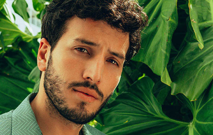 Sebastián Yatra “Dos Oruguitas”